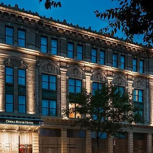 Hotel Opera House
