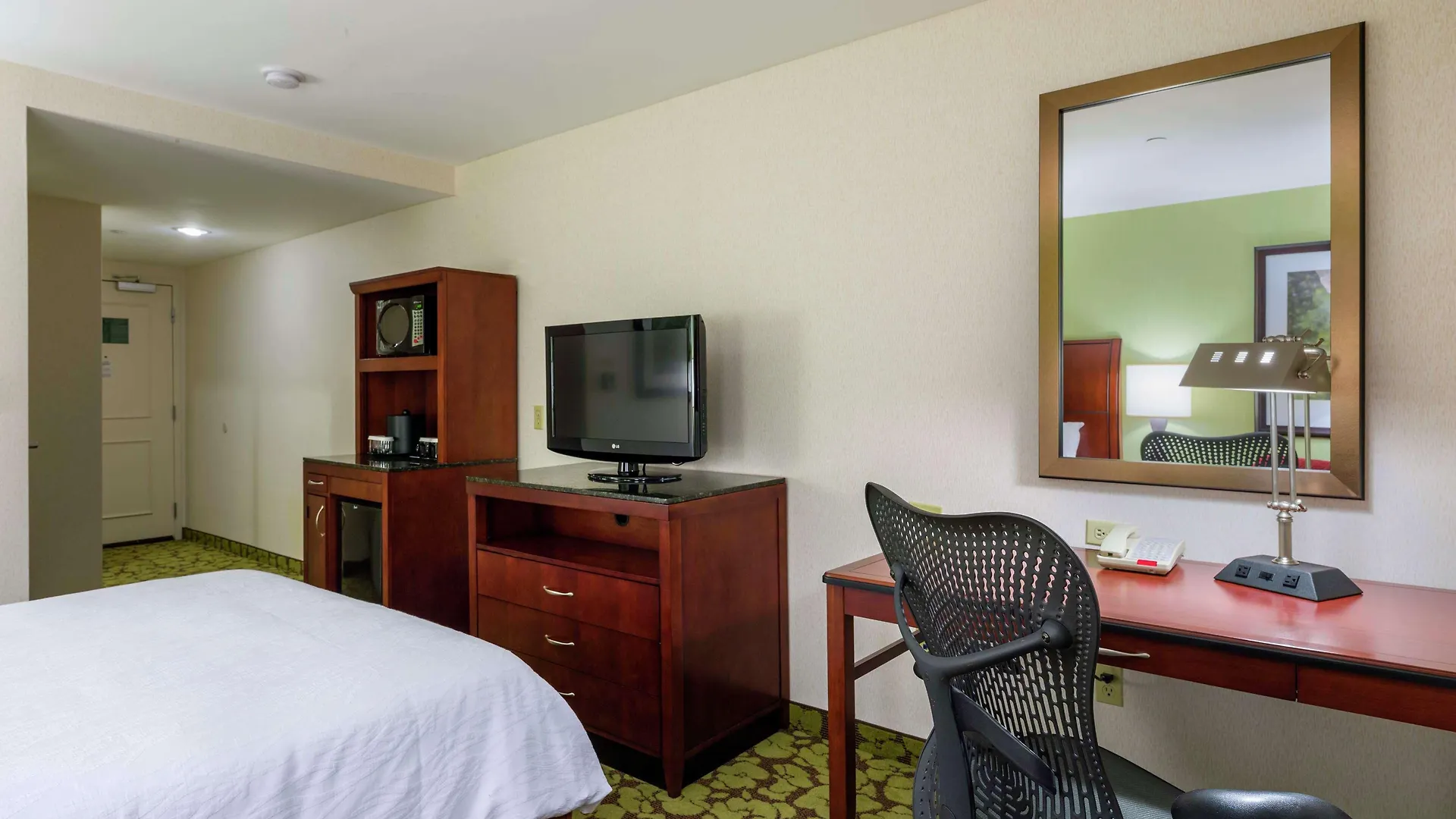 ניו יורק Hilton Garden Inn Queens/Jfk 3*, ניו יורק